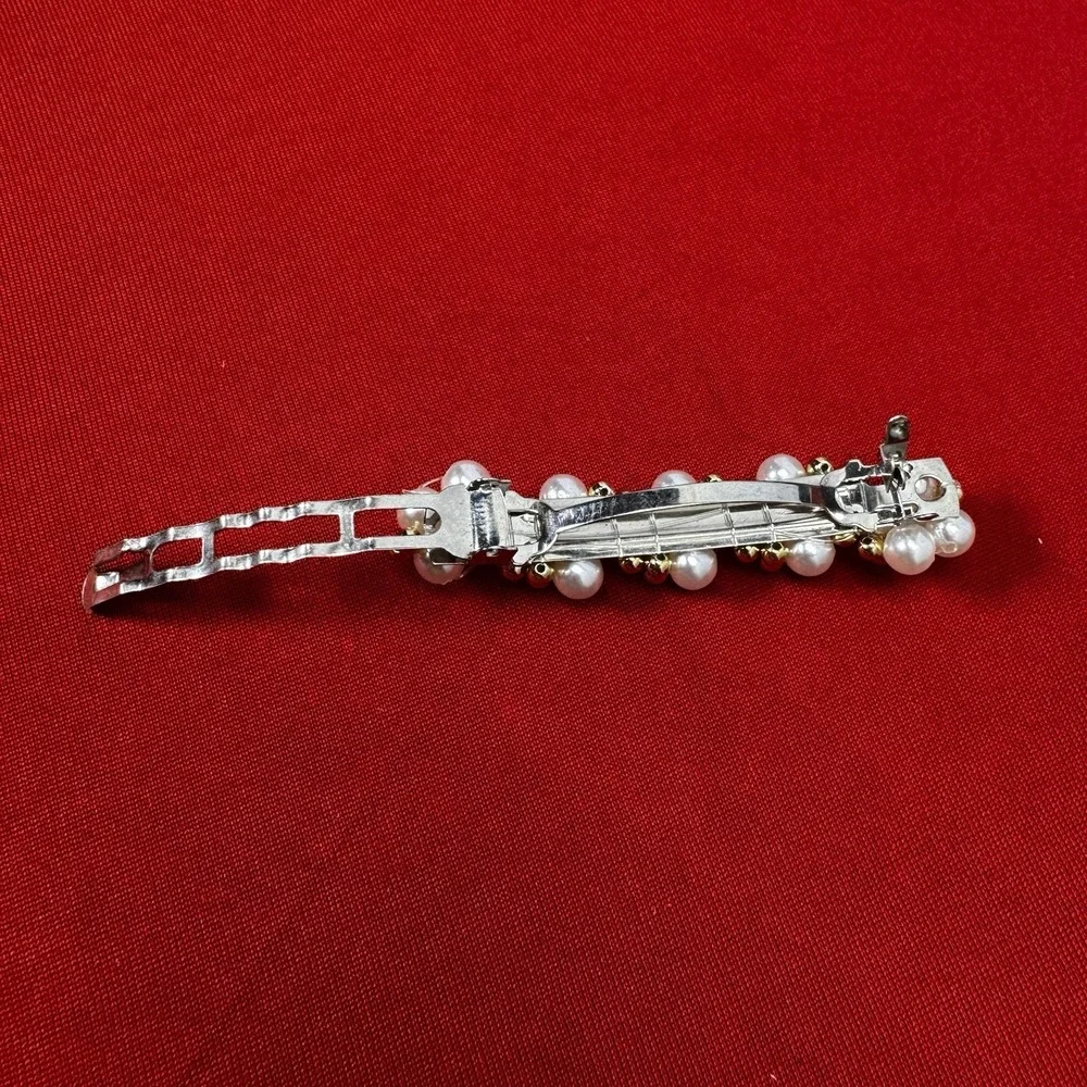 Vintage Faux Pearl On Links‎ Barrette-Easy Snap